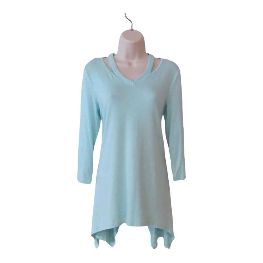 Premise cold shoulder blouse XL. Preloved